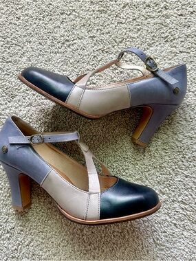 Neosens Women’s T-Strap Heels Black Grey Neutral Leather Sz 38